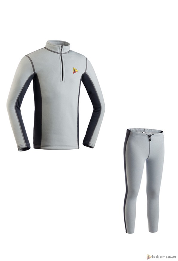 Костюм BASK KIDS T-SKIN SUIT 3693 Костюм BASK KIDS T-SKIN SUIT 3693Детский вариант комплекта T-Skin из Polartec® Power Stretch® Pro. Длинная молния для удобства одевания ребенка. Прекрасно отводит влагу и сохраняет тепло.<br><br>Вес изделия: 270<br>Воротник: Да<br>Комплект поставки: Куртка и брюки<br>Материал: Polartec® Power Stretch® Pro<br>Молнии: Да<br>Пол: Дет.<br>Тип шва: плоский<br>Функциональная задняя молния: Нет<br>Размер RU: 38<br>Цвет: ЧЕРНЫЙ
